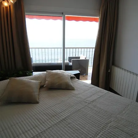 Homeholidaysrentals Paradise Beach Apartament *