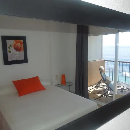 Homeholidaysrentals Paradise Beach Apartament *